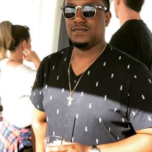 Meet your Posher, Bennie